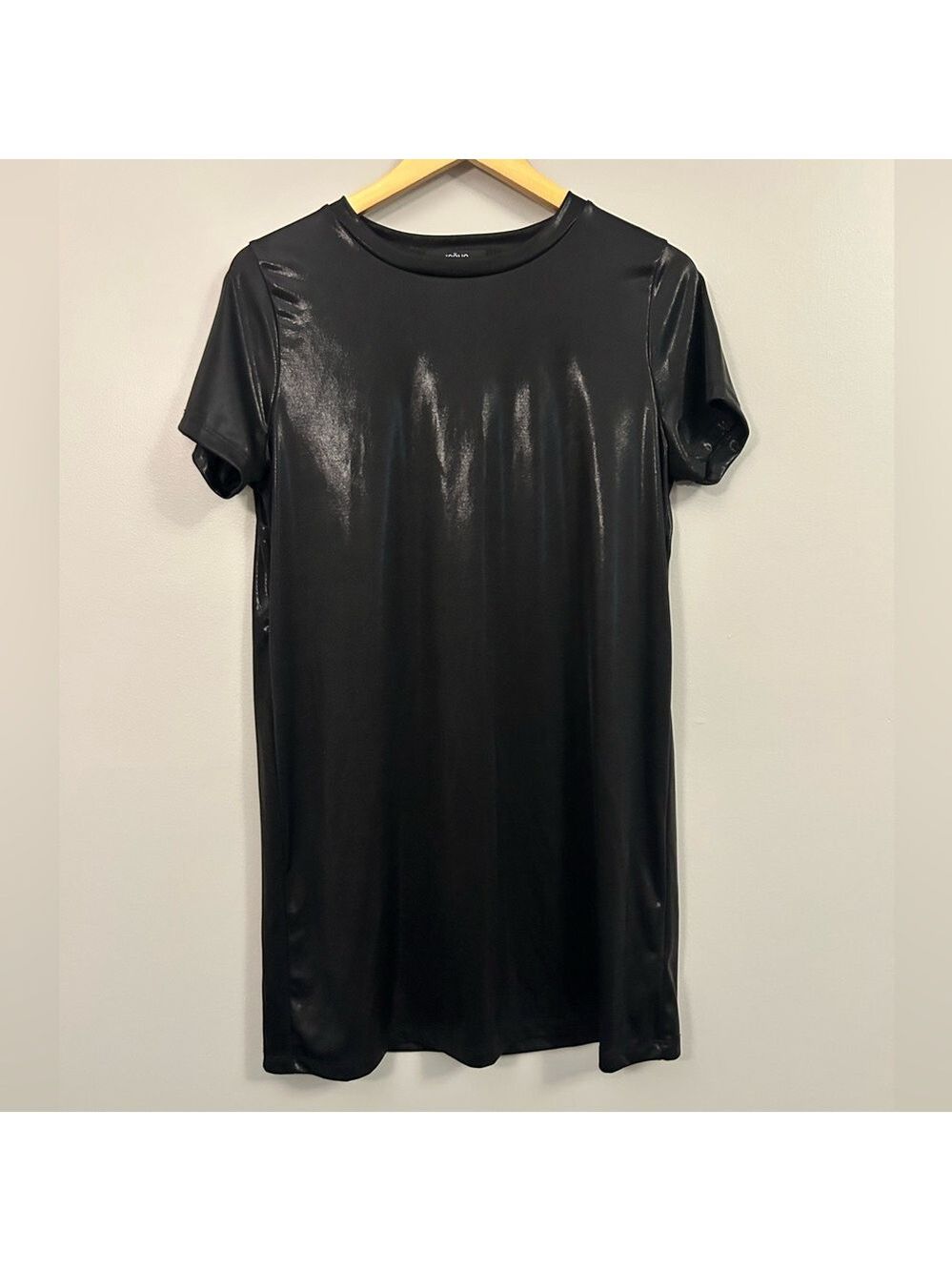 Simons Shiny Black Short Sleeve Shift Dress Size Medium